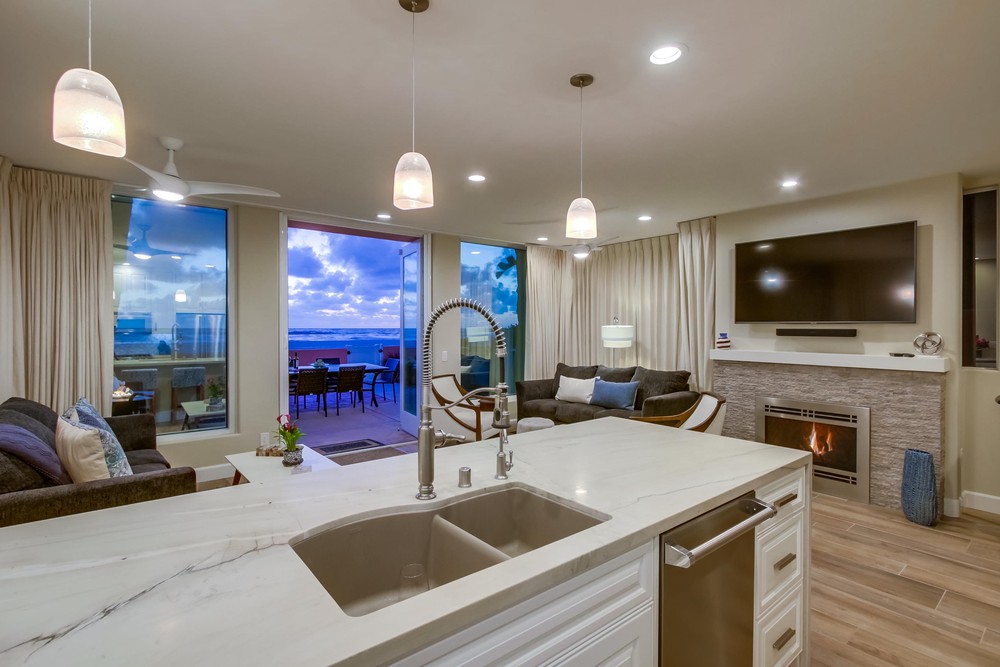 Virtual tour photo 27 of 69 for 2959 Ocean Front Walk