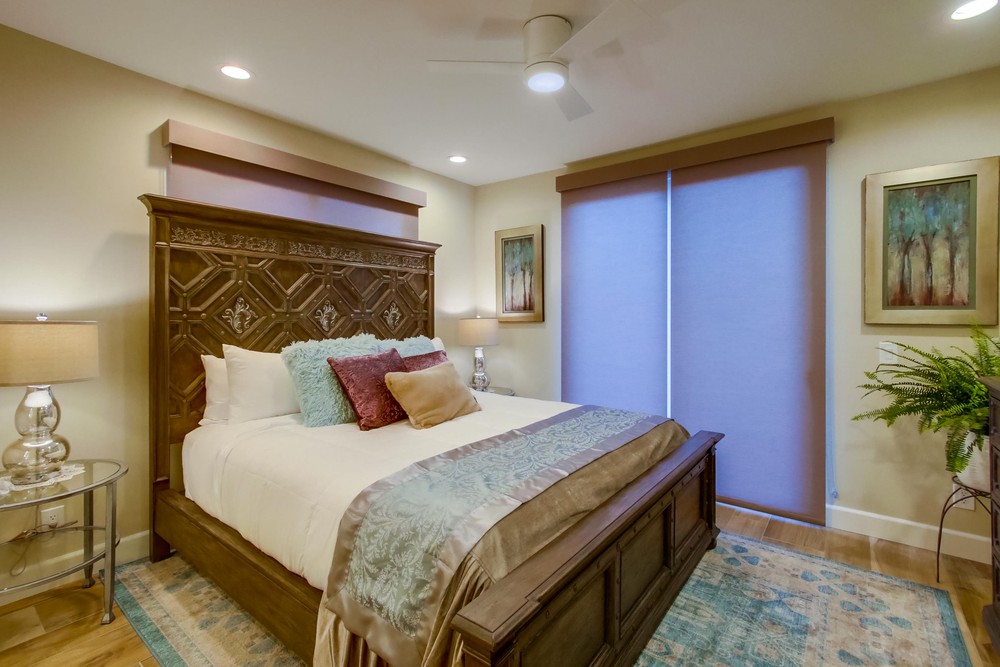 Virtual tour photo 32 of 69 for 2959 Ocean Front Walk