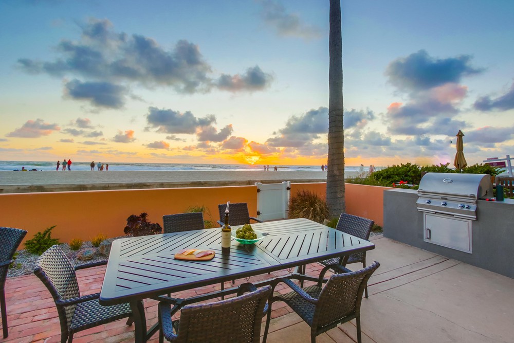 Virtual tour photo 64 of 69 for 2959 Ocean Front Walk