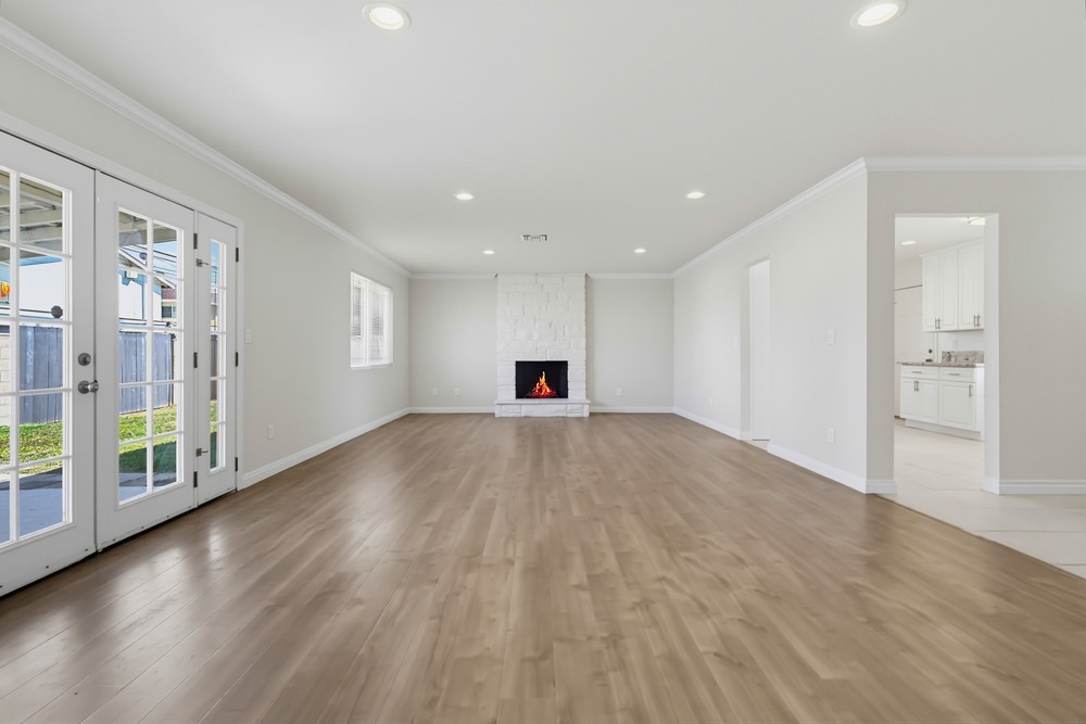 Virtual tour photo 70 of 70 for 2960 Gladstone St