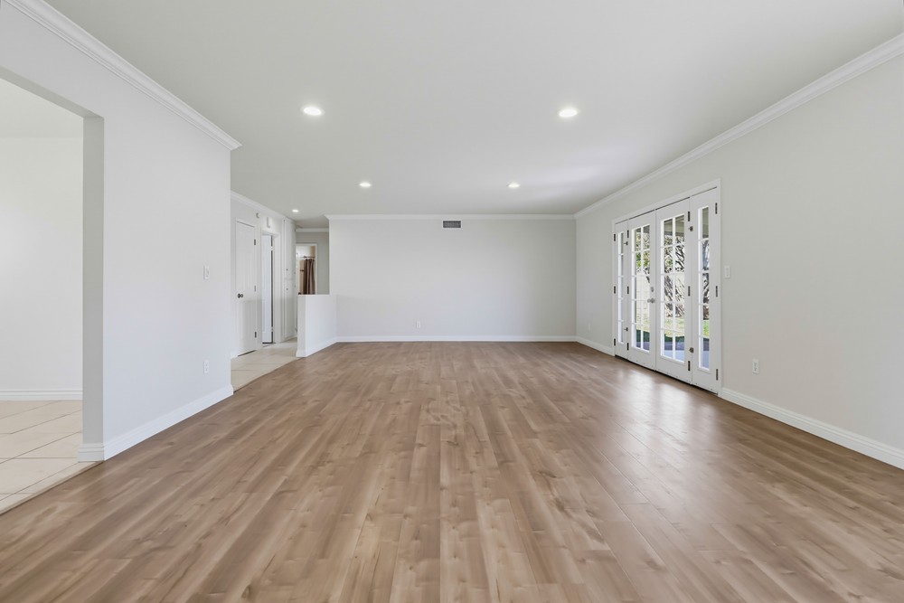Virtual tour photo 71 of 70 for 2960 Gladstone St