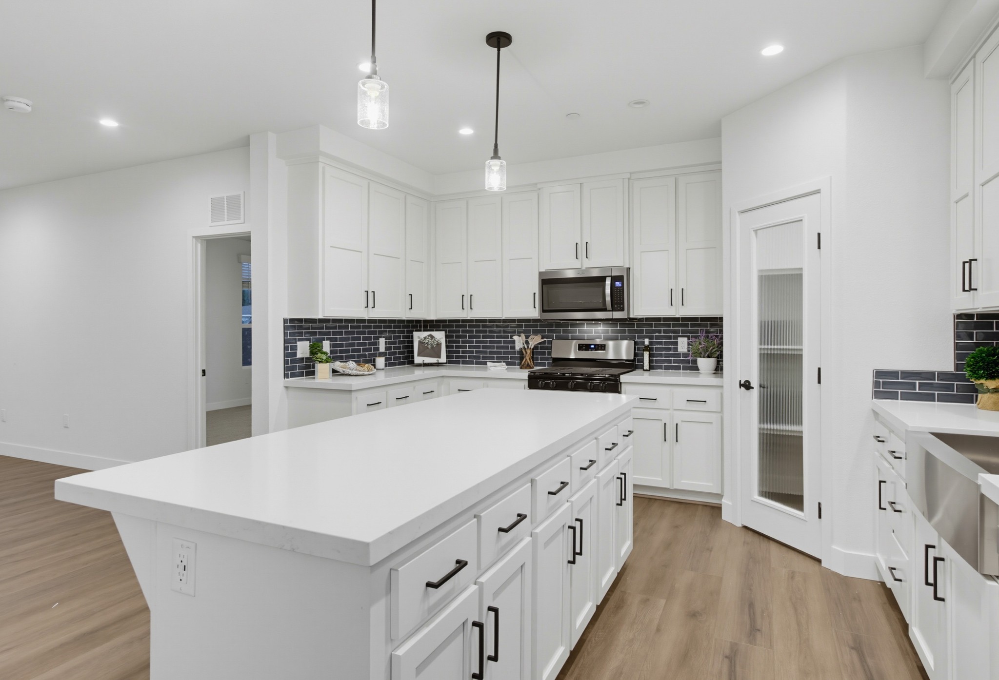 Virtual tour photo 22 of 101 for 29616 Anthony Rd