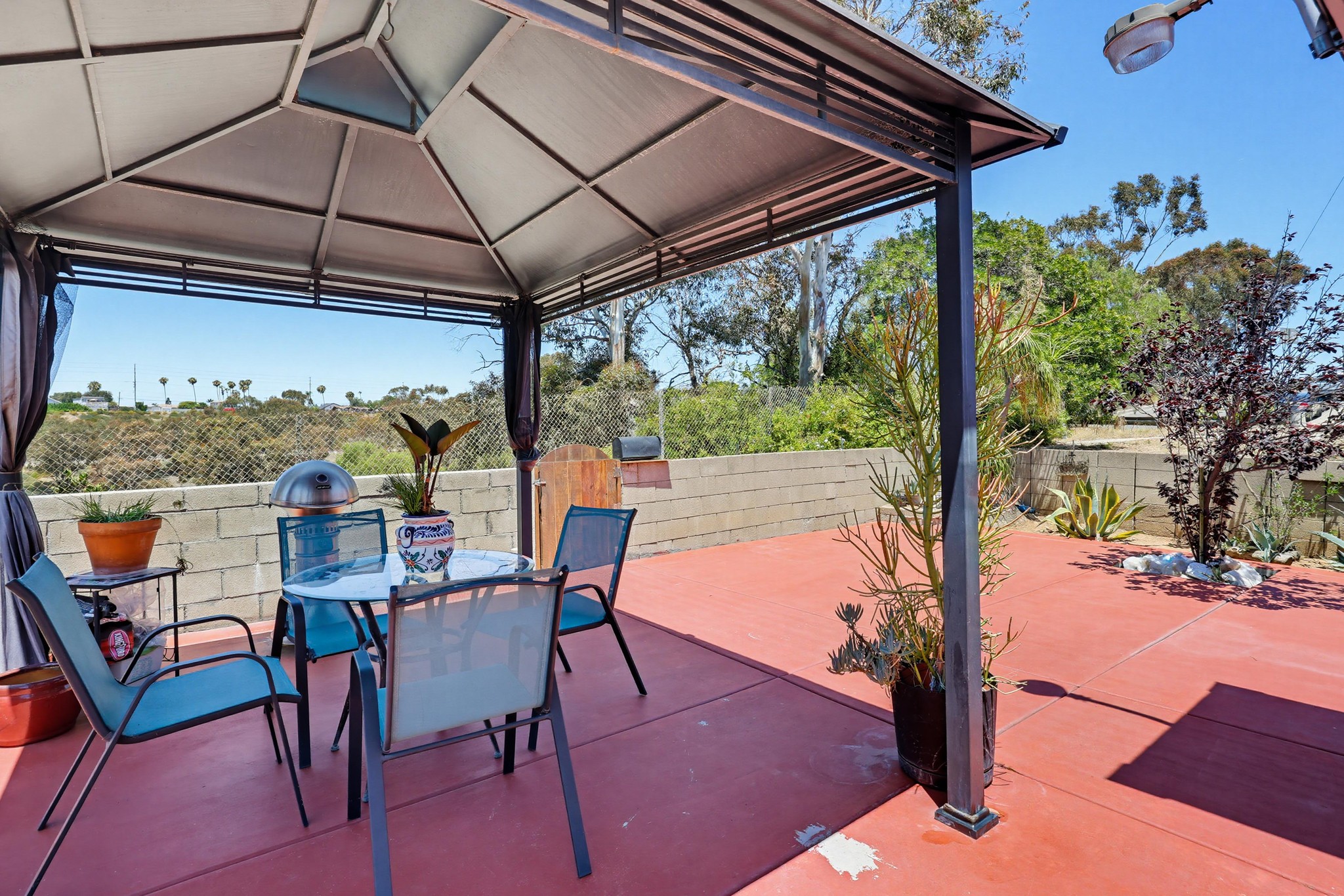 Virtual tour photo 6 of 47 for 2963 38th St