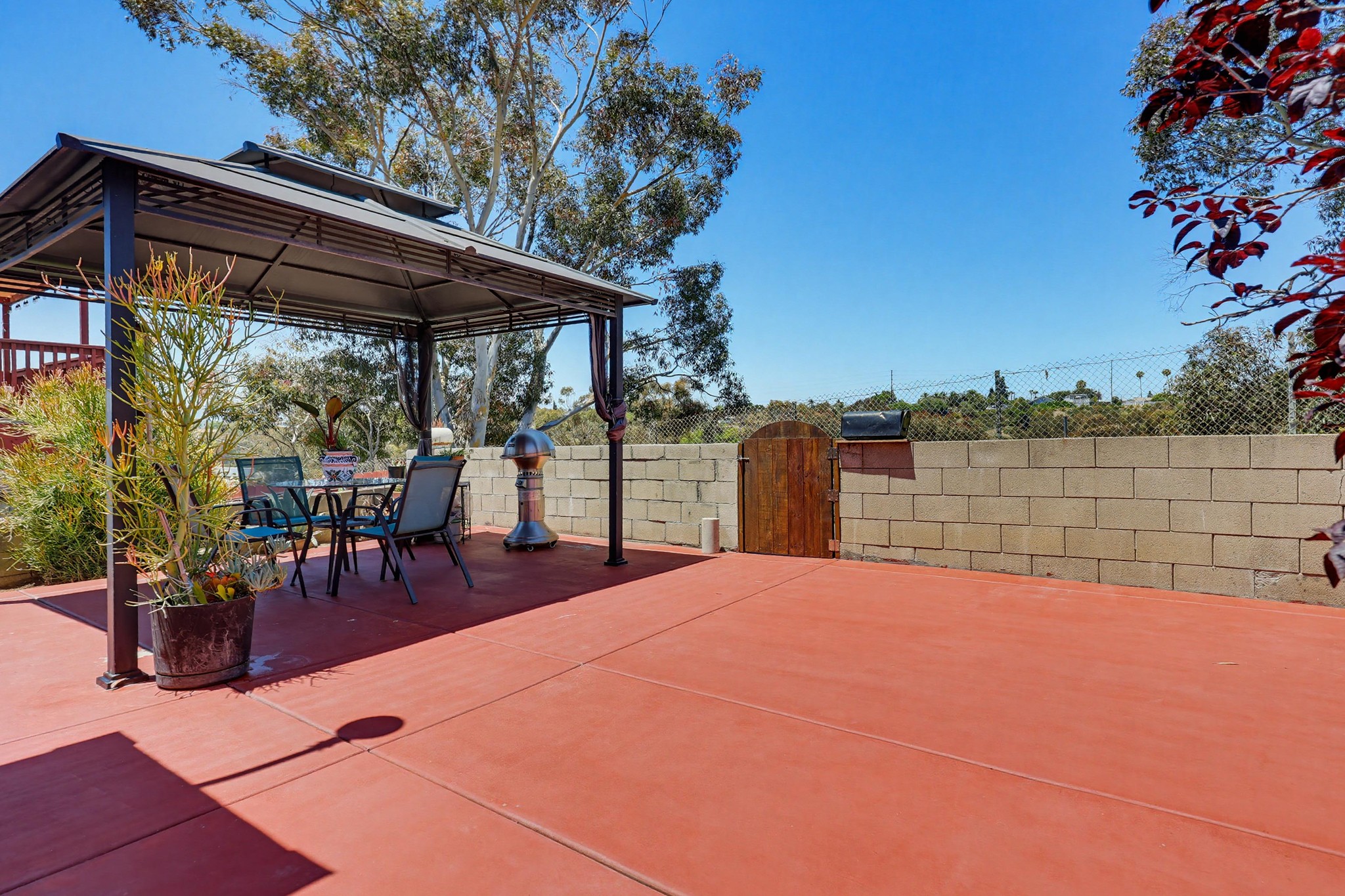 Virtual tour photo 7 of 47 for 2963 38th St