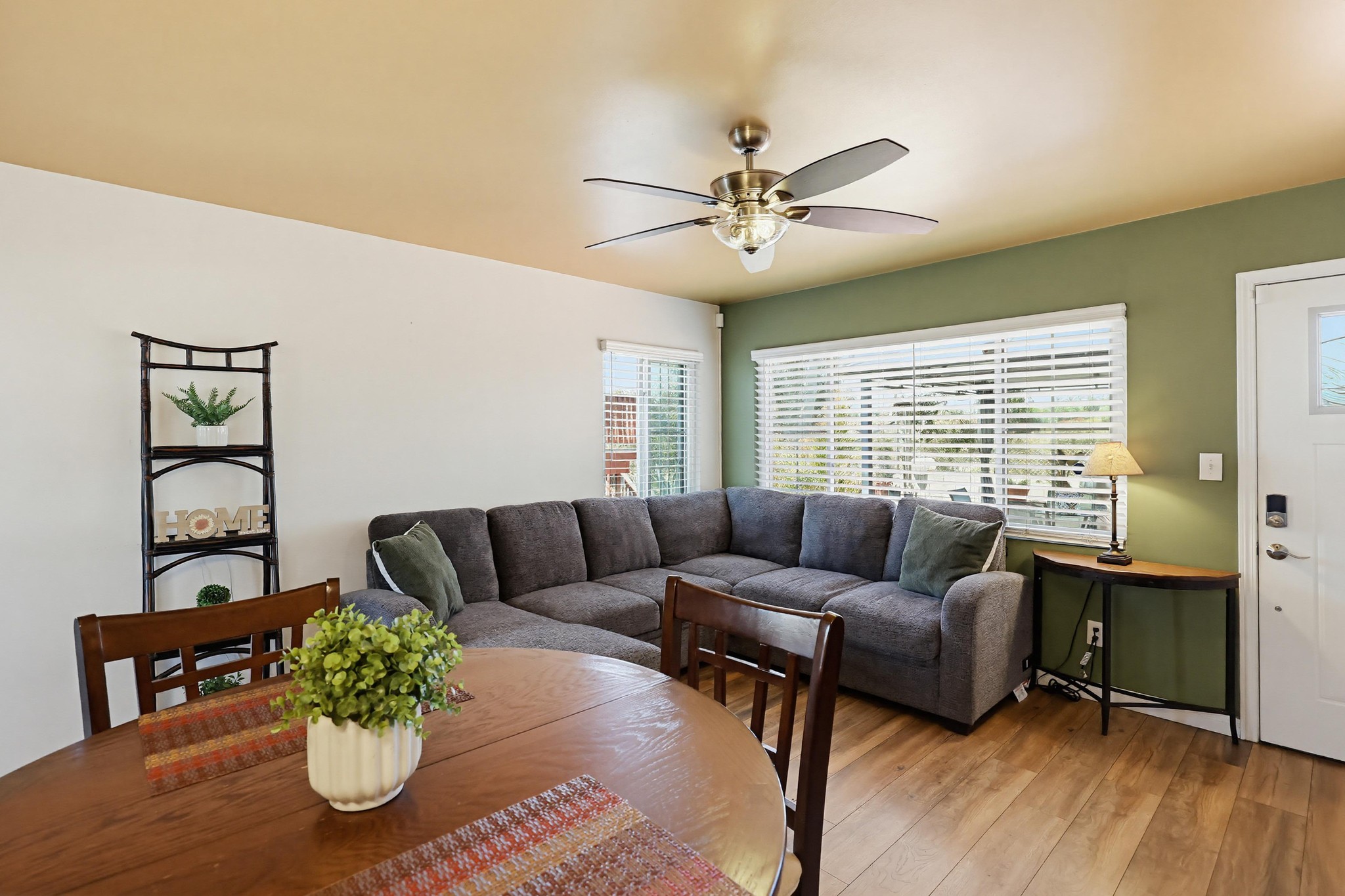 Virtual tour photo 10 of 47 for 2963 38th St
