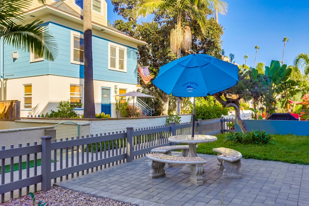 Virtual tour photo 5 of 37 for 2965 Mission Blvd #3D