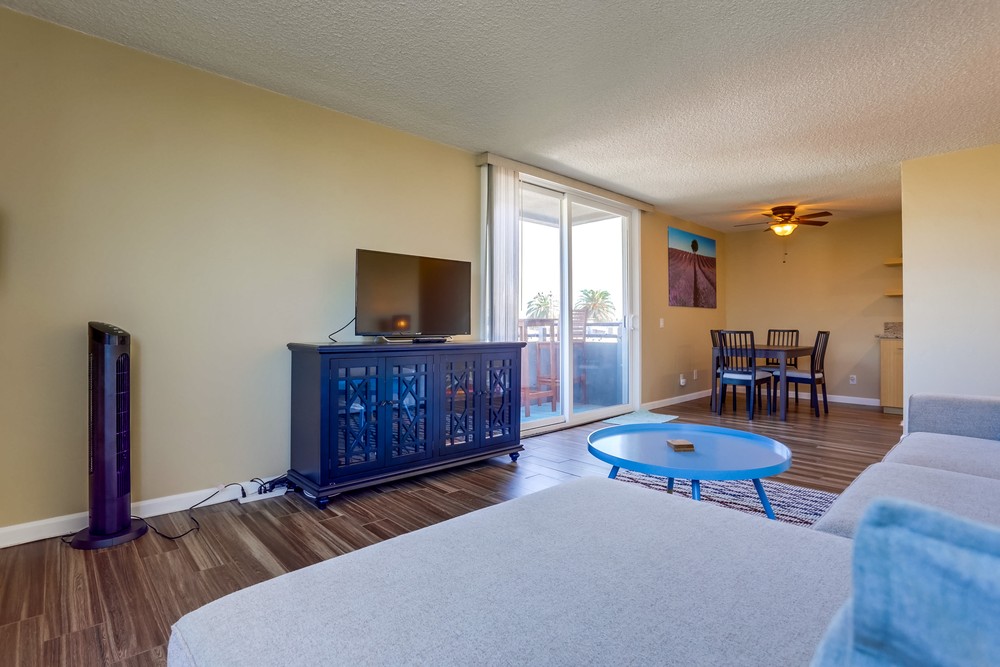 Virtual tour photo 12 of 37 for 2965 Mission Blvd #3D