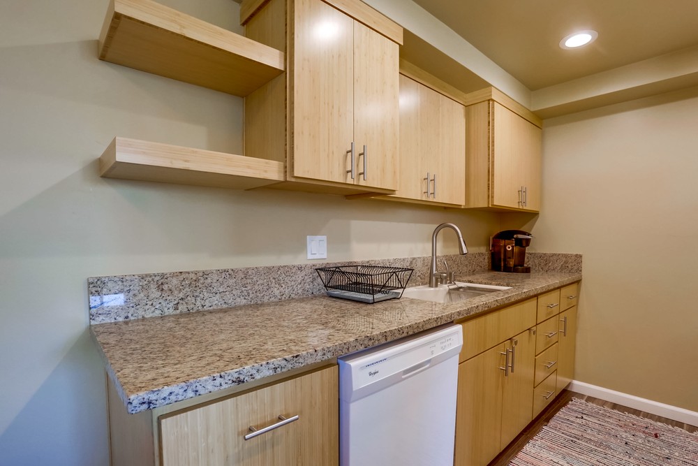 Virtual tour photo 17 of 37 for 2965 Mission Blvd #3D