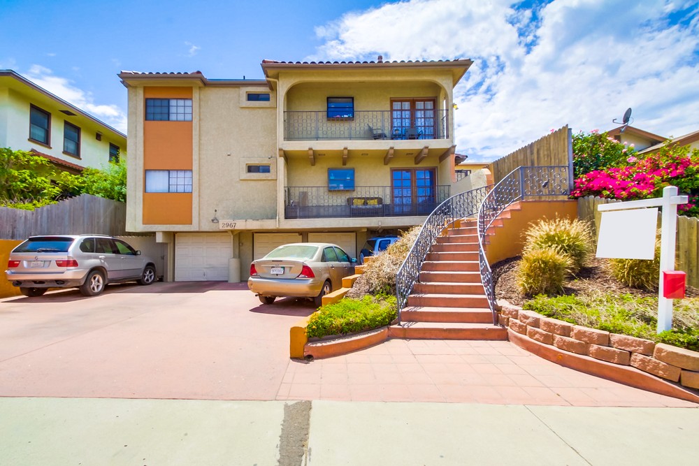 Virtual tour photo 1 of 36 for 2967 B St #10