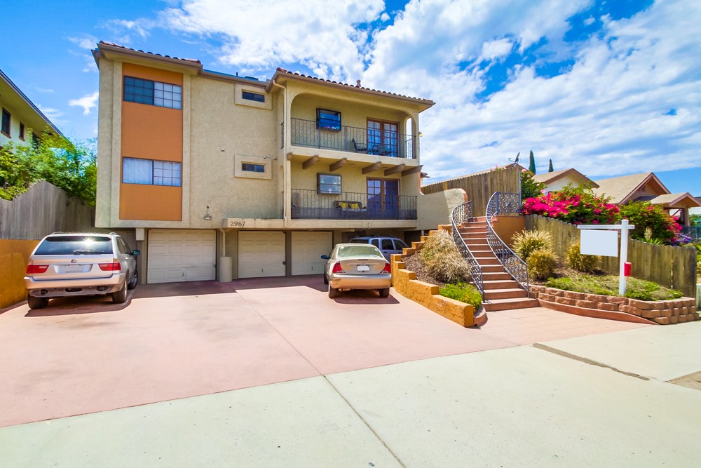 Virtual tour photo 3 of 36 for 2967 B St #10