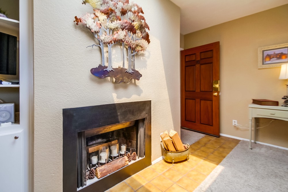 Virtual tour photo 15 of 36 for 2967 B St #10