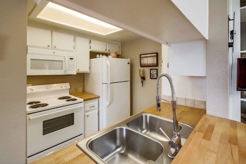 Virtual tour photo 21 of 36 for 2967 B St #10