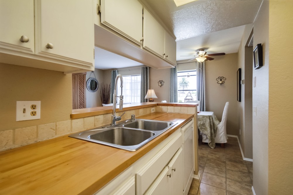 Virtual tour photo 23 of 36 for 2967 B St #10