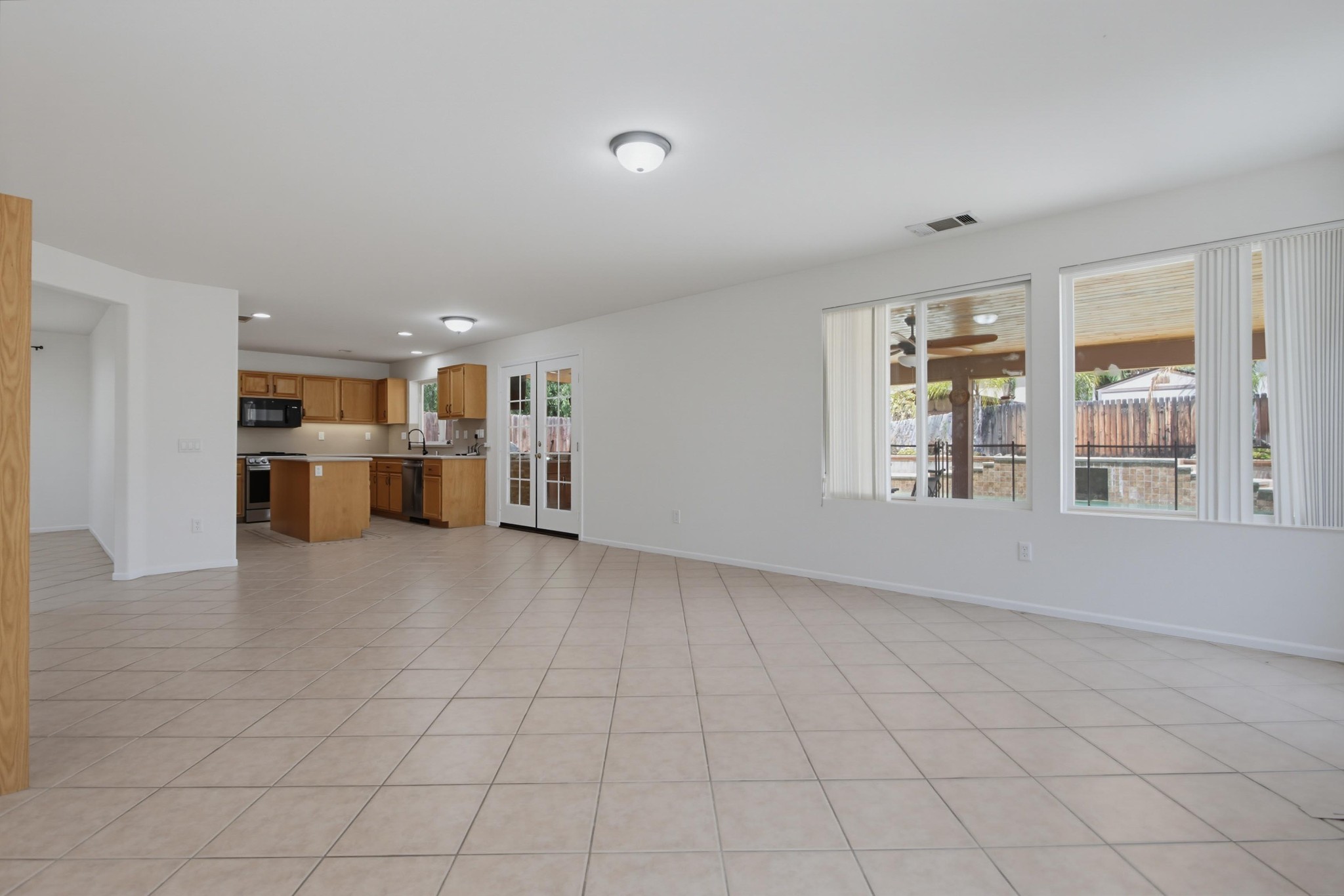 Virtual tour photo 14 of 71 for 2980 Oakstone Creek Pl