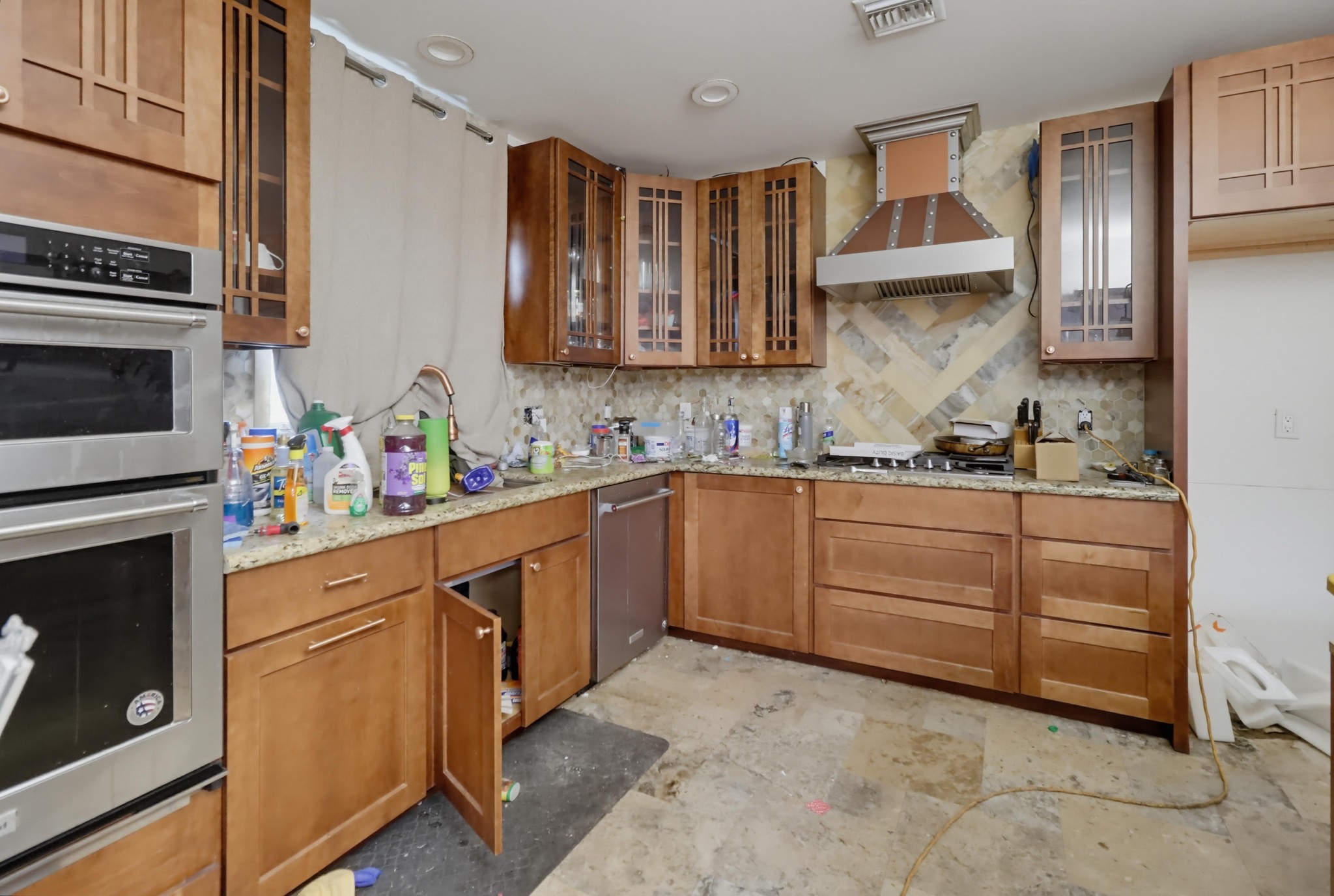 Virtual tour photo 13 of 40 for 2984 Morningside St