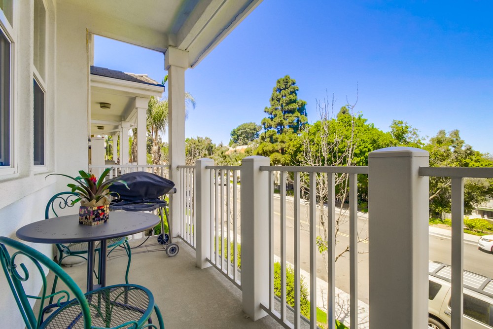 Virtual tour photo 23 of 49 for 2985 Pacific Palm Way