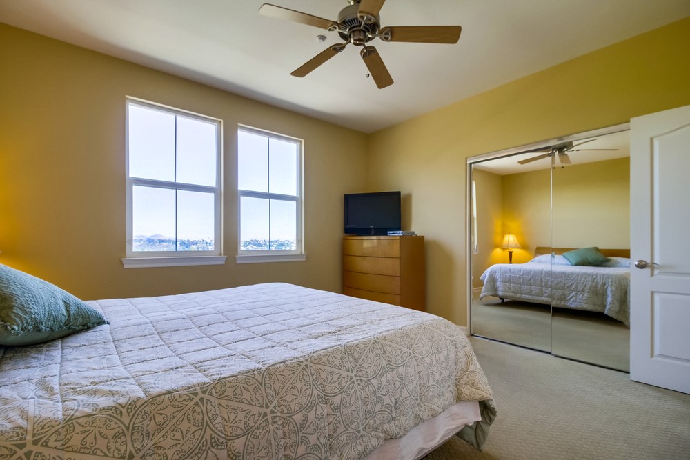 Virtual tour photo 28 of 49 for 2985 Pacific Palm Way