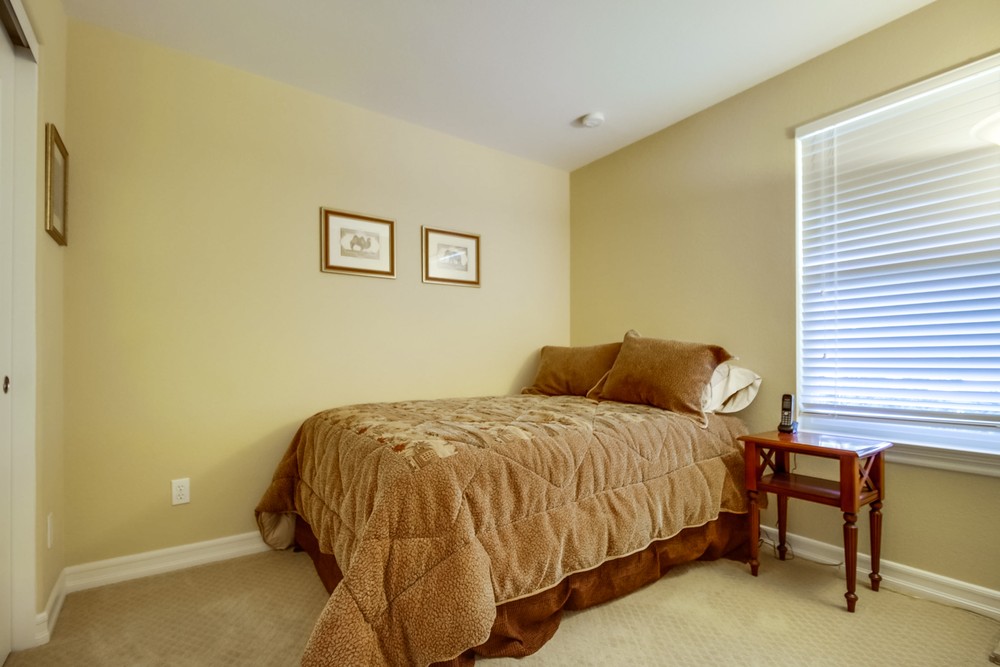 Virtual tour photo 33 of 49 for 2985 Pacific Palm Way