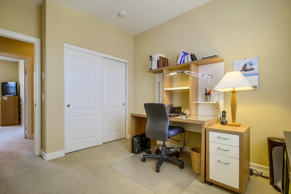 Virtual tour photo 37 of 49 for 2985 Pacific Palm Way