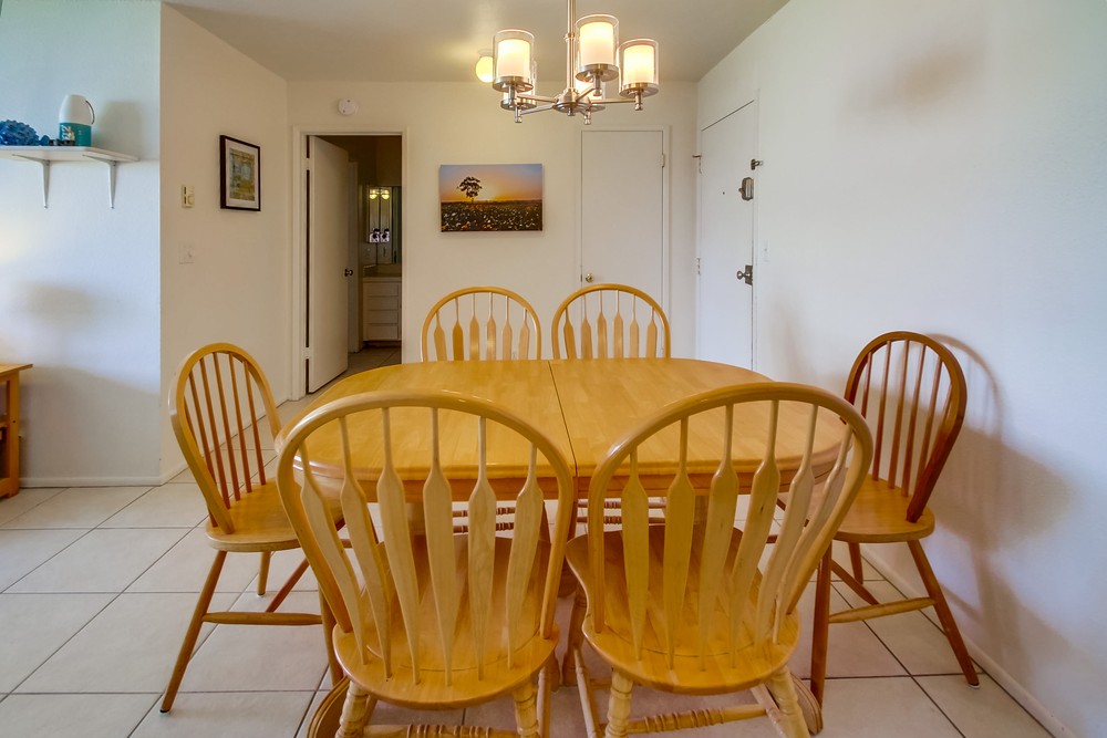 Virtual tour photo 11 of 39 for 2990 Mission Blvd #301