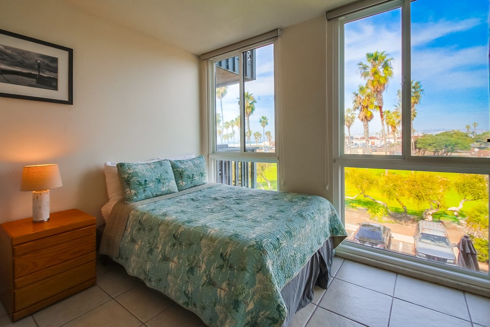 Virtual tour photo 30 of 39 for 2990 Mission Blvd #301
