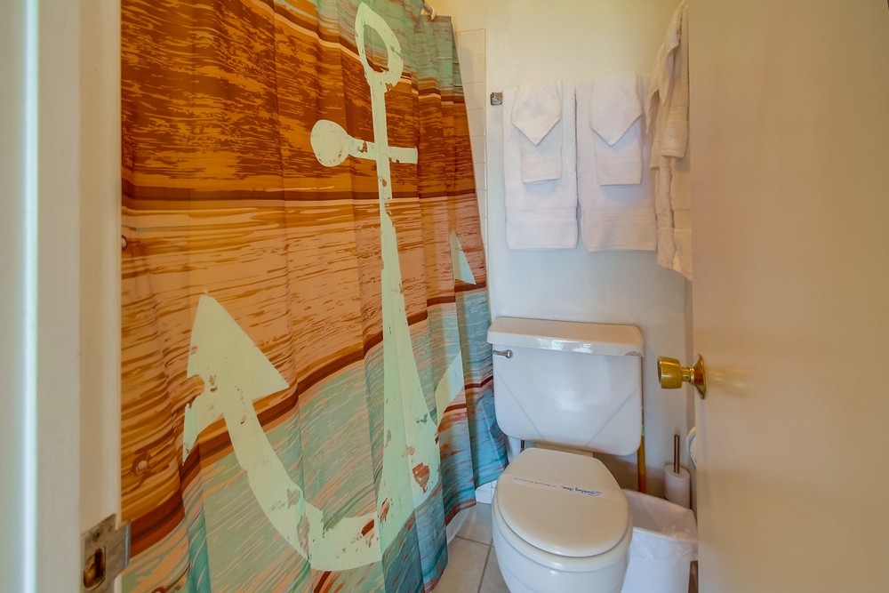 Virtual tour photo 33 of 39 for 2990 Mission Blvd #301