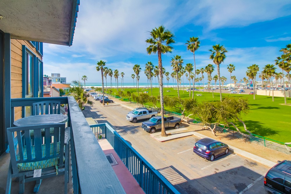 Virtual tour photo 36 of 39 for 2990 Mission Blvd #301