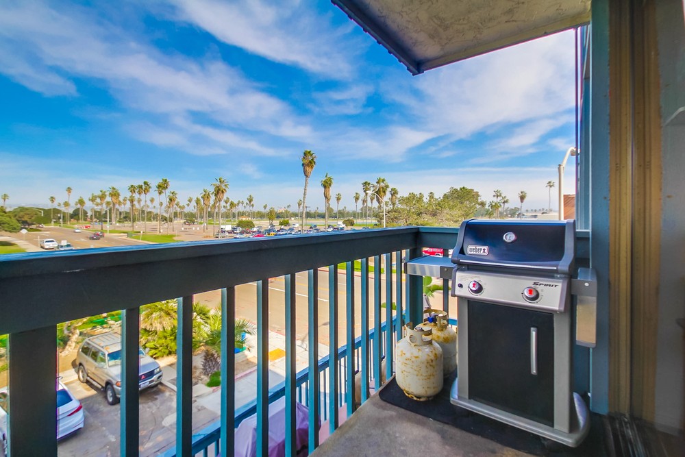 Virtual tour photo 38 of 39 for 2990 Mission Blvd #301