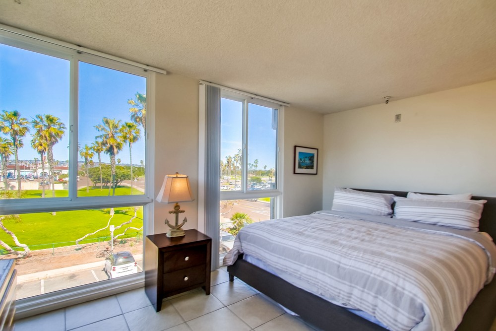 Virtual tour photo 25 of 56 for 2990 Mission Blvd #301