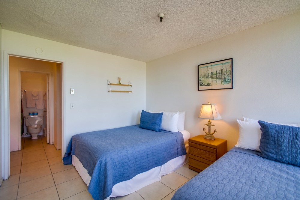 Virtual tour photo 43 of 56 for 2990 Mission Blvd #301