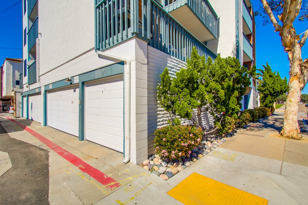 Virtual tour photo 50 of 56 for 2990 Mission Blvd #301