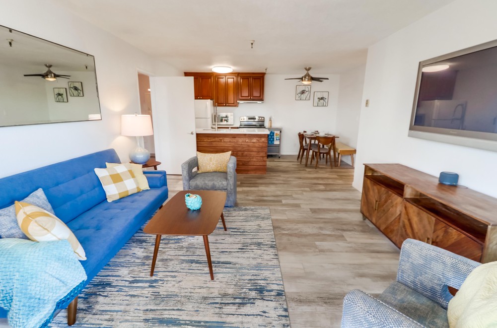 Virtual tour photo 10 of 43 for 2990 Mission Blvd UNIT 302