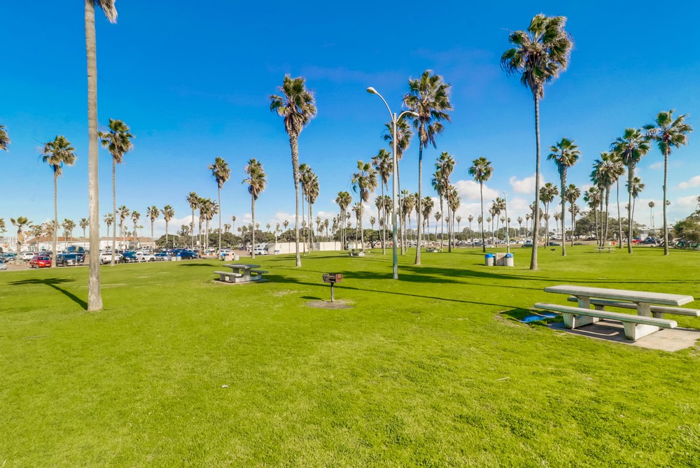 Virtual tour photo 40 of 43 for 2990 Mission Blvd UNIT 302