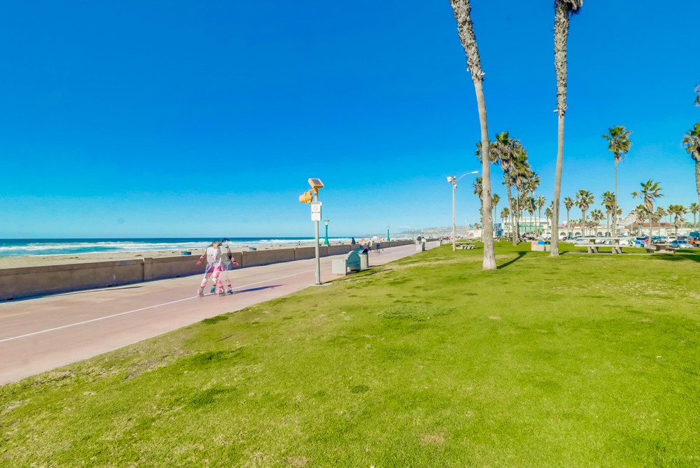 Virtual tour photo 42 of 43 for 2990 Mission Blvd UNIT 302