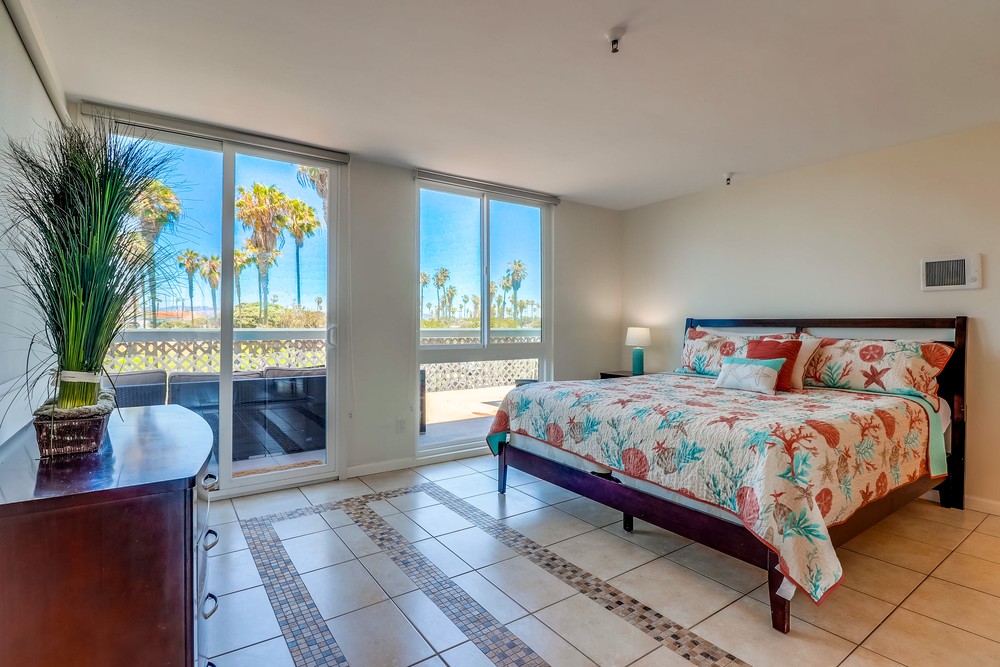 Virtual tour photo 23 of 45 for 2990 Mission Boulevard #201