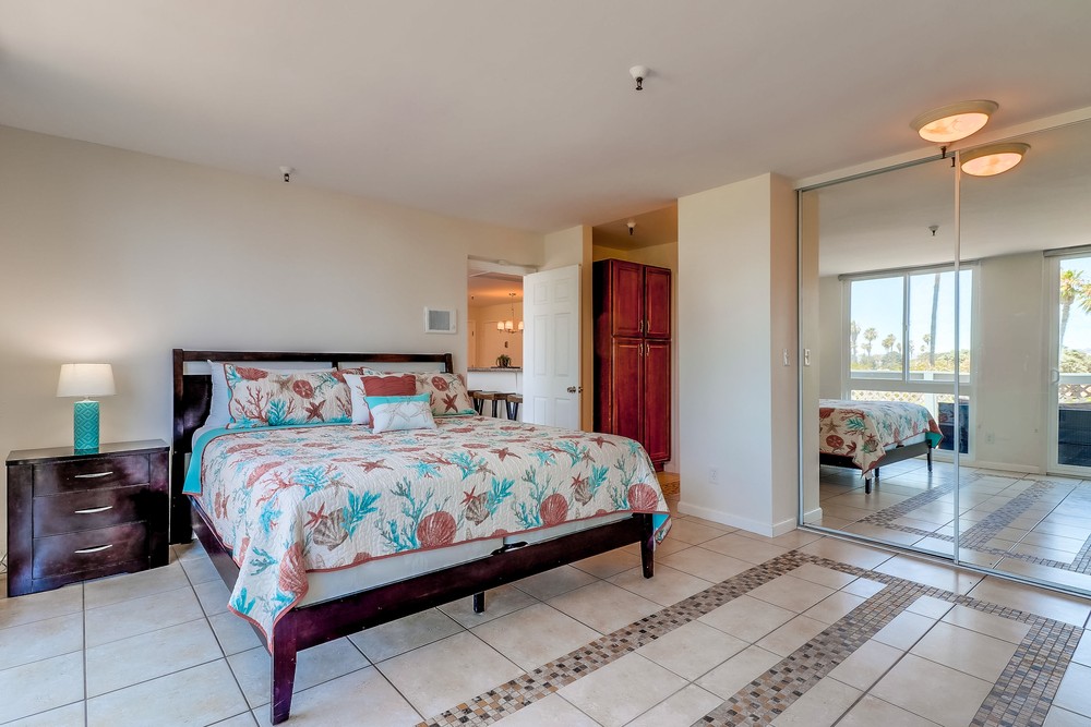 Virtual tour photo 25 of 45 for 2990 Mission Boulevard #201