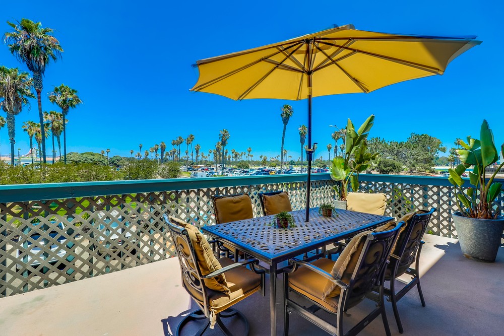 Virtual tour photo 41 of 45 for 2990 Mission Boulevard #201