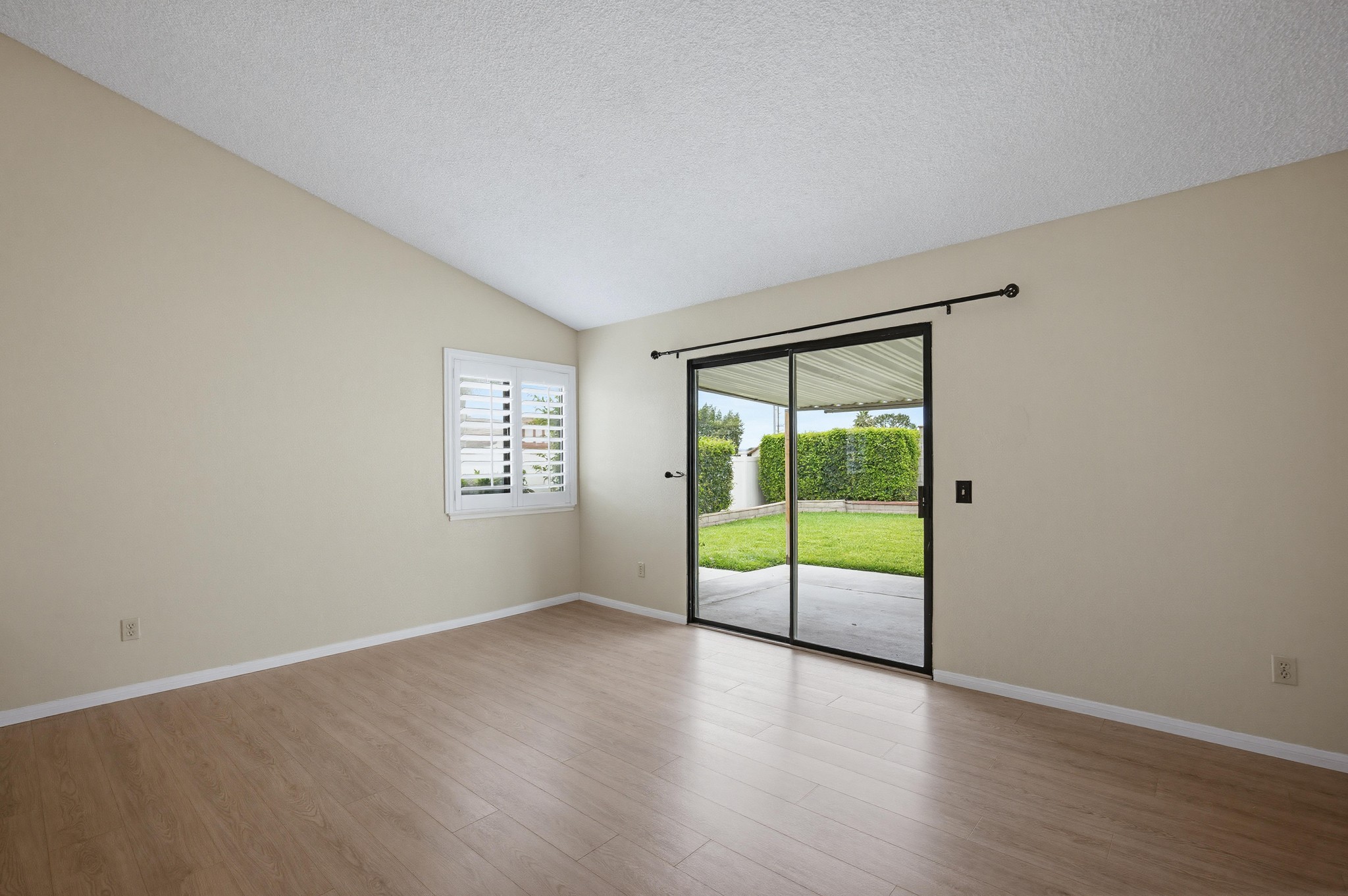 Virtual tour photo 16 of 43 for 29921 Avenida De Real