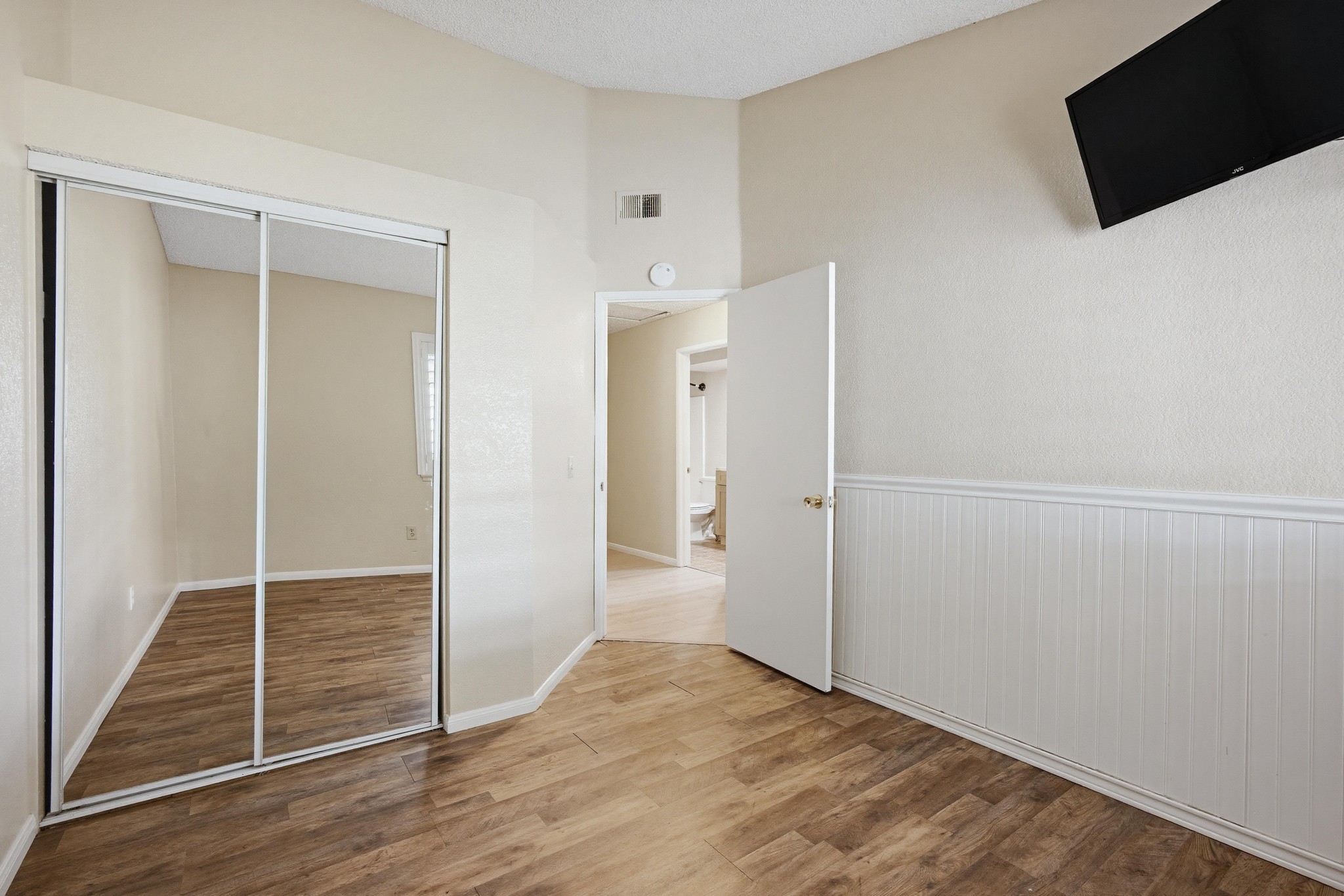 Virtual tour photo 27 of 43 for 29921 Avenida De Real