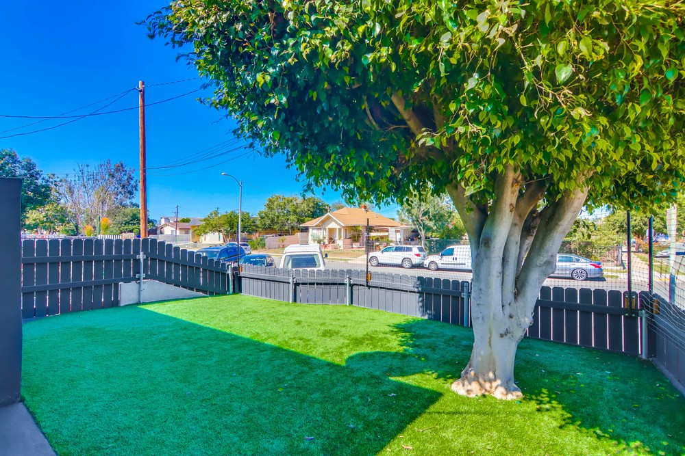Virtual tour photo 7 of 40 for 2993 Clay Ave