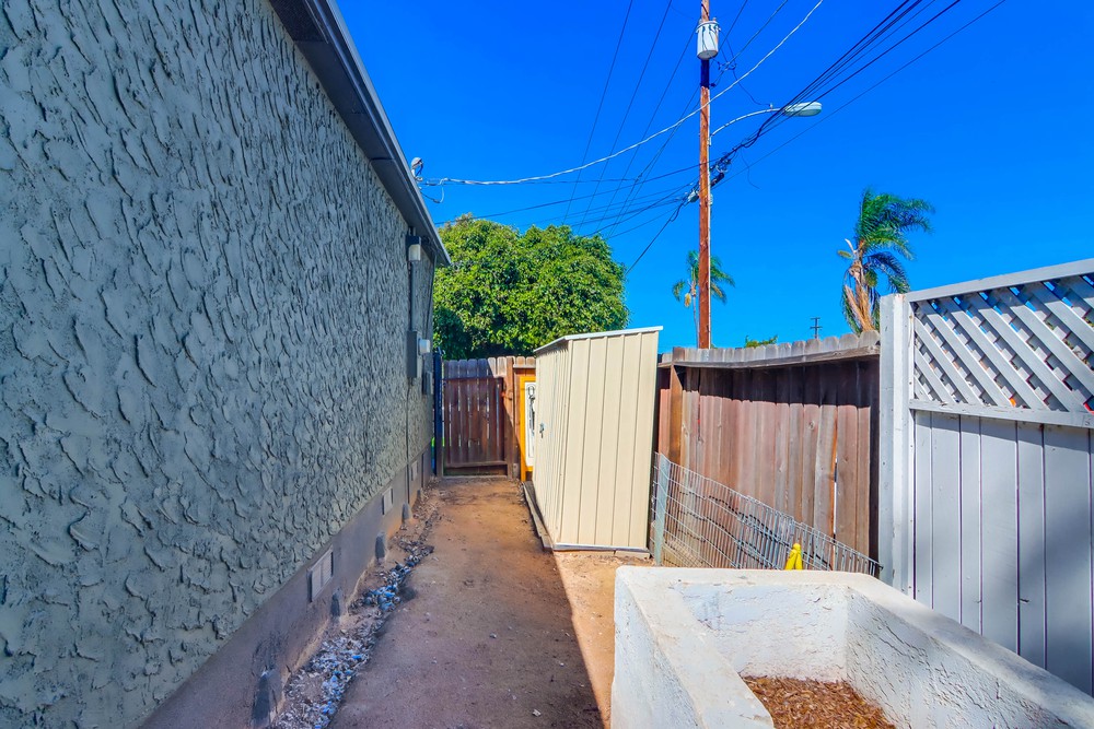 Virtual tour photo 33 of 40 for 2993 Clay Ave