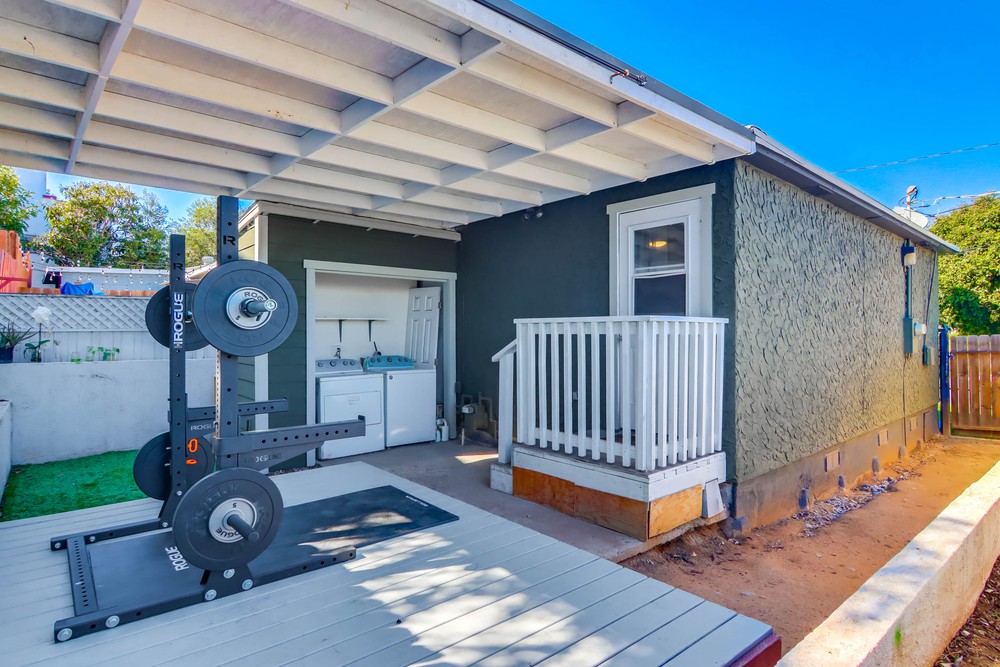 Virtual tour photo 35 of 40 for 2993 Clay Ave