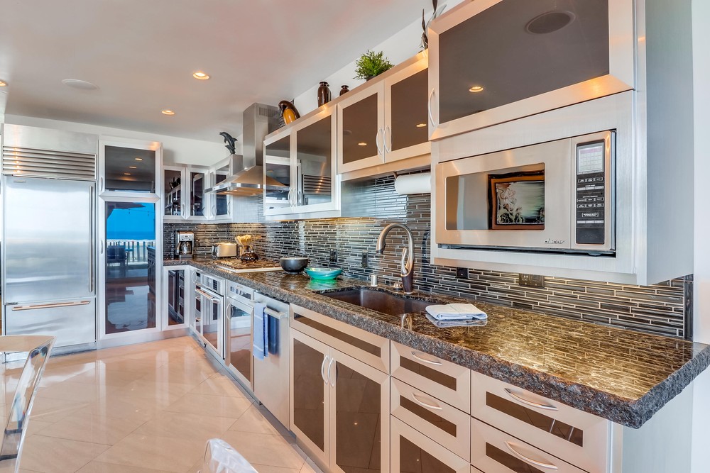 Virtual tour photo 17 of 43 for 2999 Ocean Front Walk UNIT 1