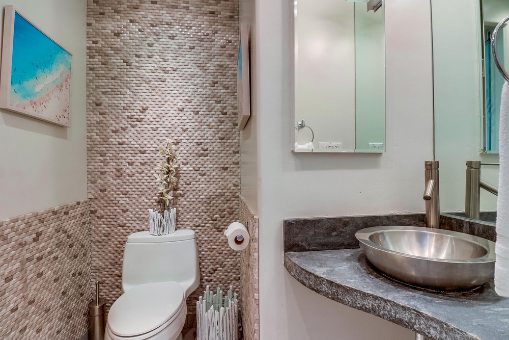 Virtual tour photo 19 of 43 for 2999 Ocean Front Walk UNIT 1