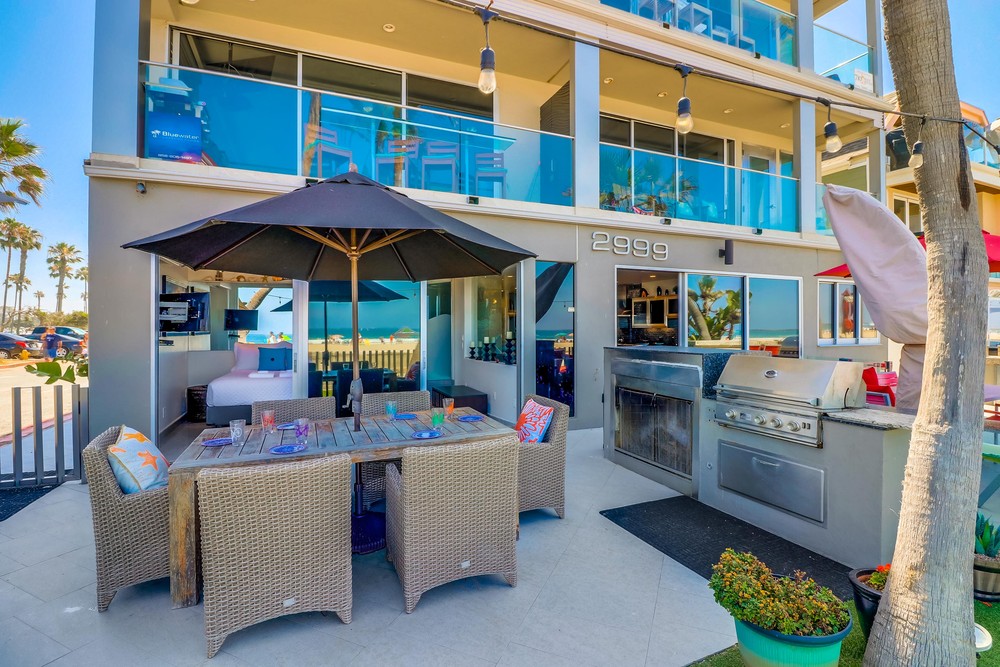 Virtual tour photo 37 of 43 for 2999 Ocean Front Walk UNIT 1
