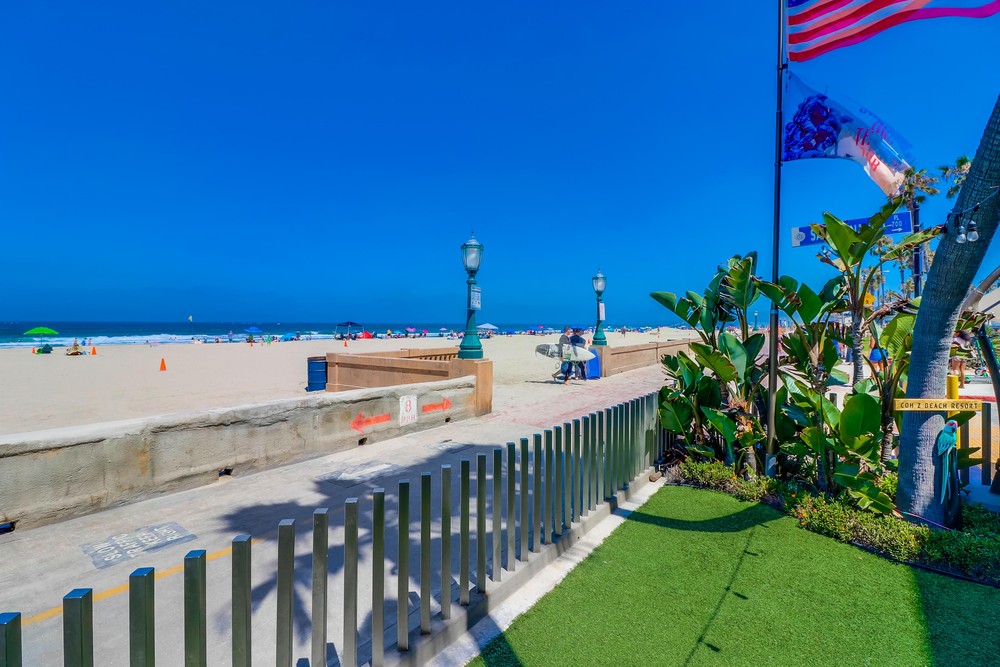 Virtual tour photo 44 of 43 for 2999 Ocean Front Walk UNIT 1