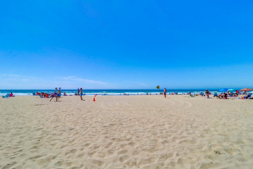 Virtual tour photo 48 of 47 for 2999 Ocean Front Walk UNIT 2