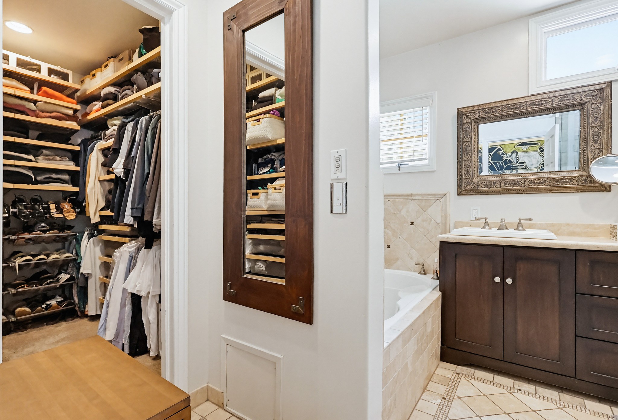 Virtual tour photo 62 of 105 for 3 Golden Spar Pl