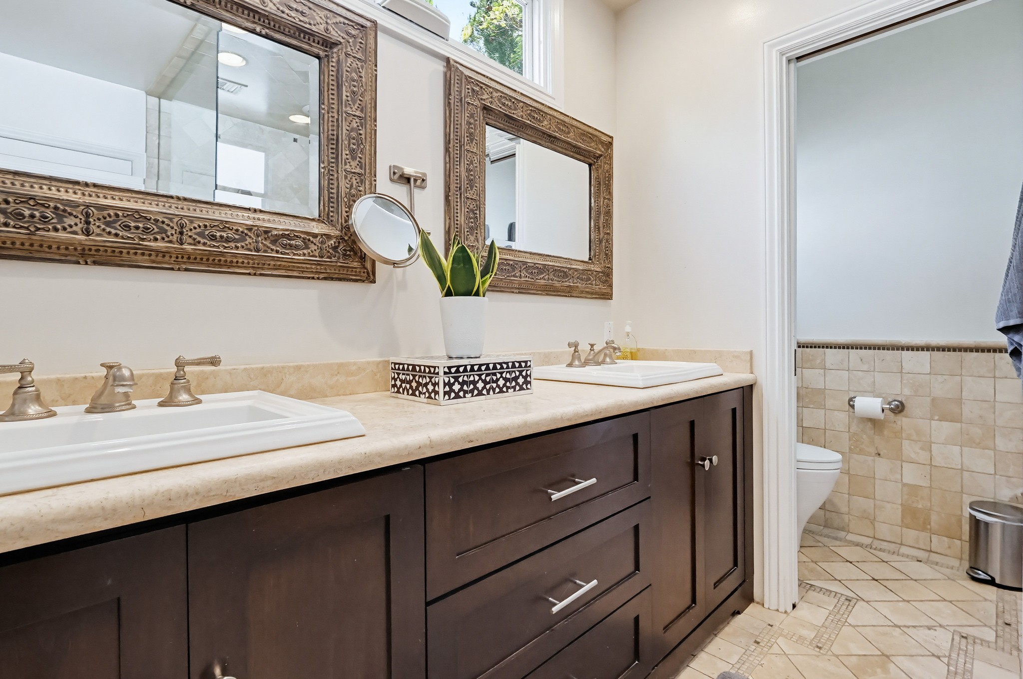 Virtual tour photo 68 of 105 for 3 Golden Spar Pl