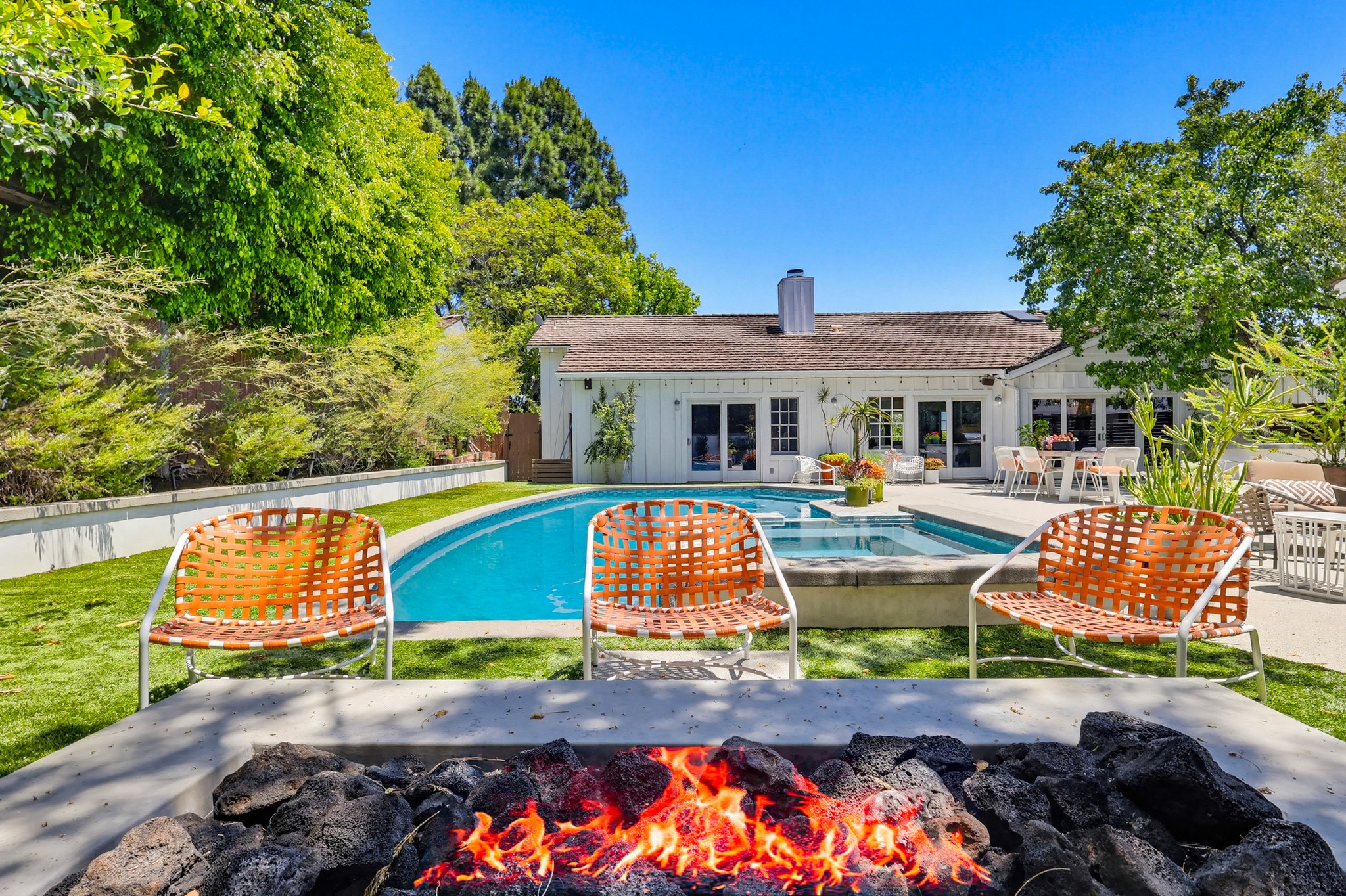 Virtual tour photo 88 of 105 for 3 Golden Spar Pl